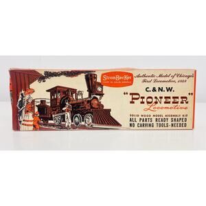 Strombecker O Gauge C&NW Pioneer Locomotive 1:48 Wood Model Kit 1848-C New
